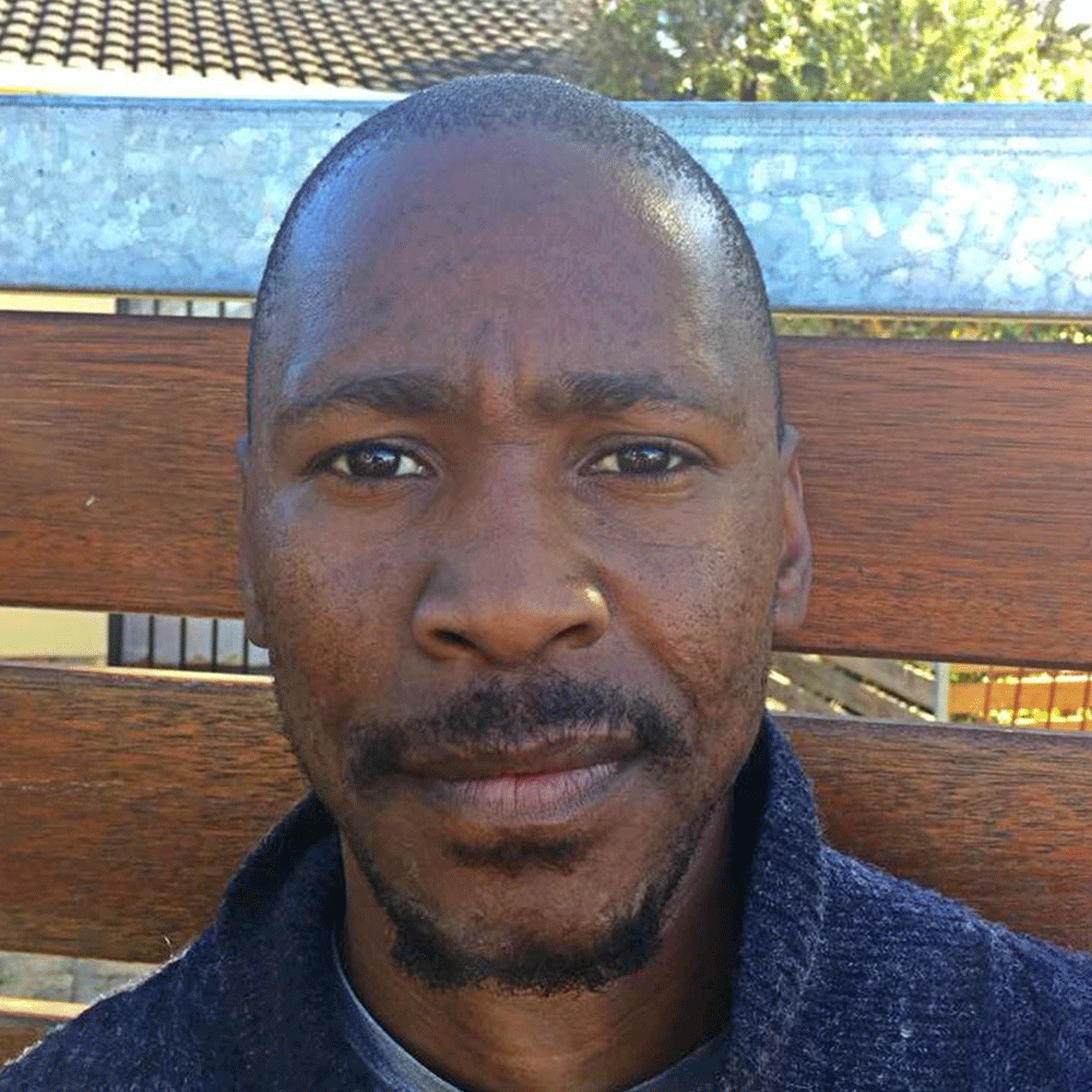 Siphamandla Mzayiya